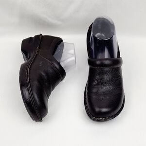 b.o.c. Women's Black Leather Mules